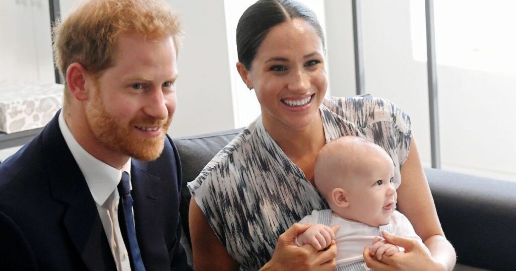 Meghan Markle & Prince Harry Might Launch Their Kids in Netflix Project To Save Deal, Source Claims Meghan Markle & Prince Harry Might Launch Their Kids in Netflix Project To Save Deal, Source Claims