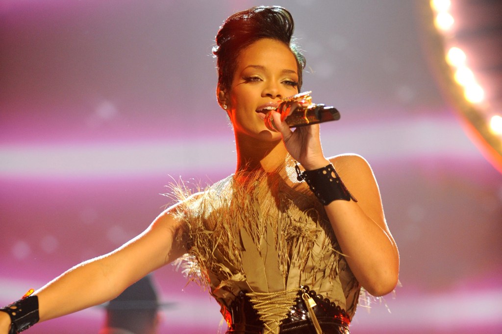 Rihanna's 'Breakin' Dishes' Finally Debuts on the Hot 100
