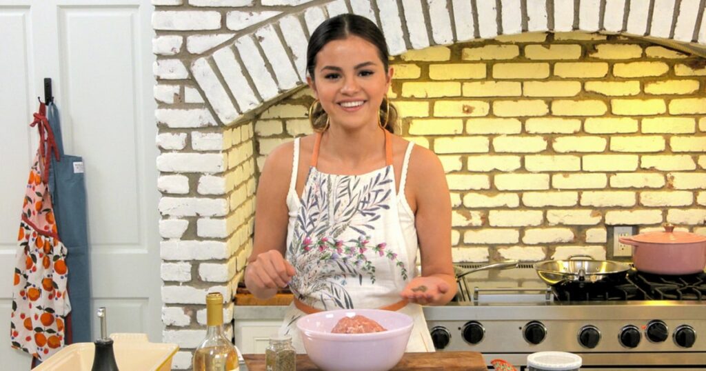 Selena Gomez’s Favorite Dish to Cook Is Chicken and Dumplings Selena Gomez’s Favorite Dish to Cook Is Chicken and Dumplings
