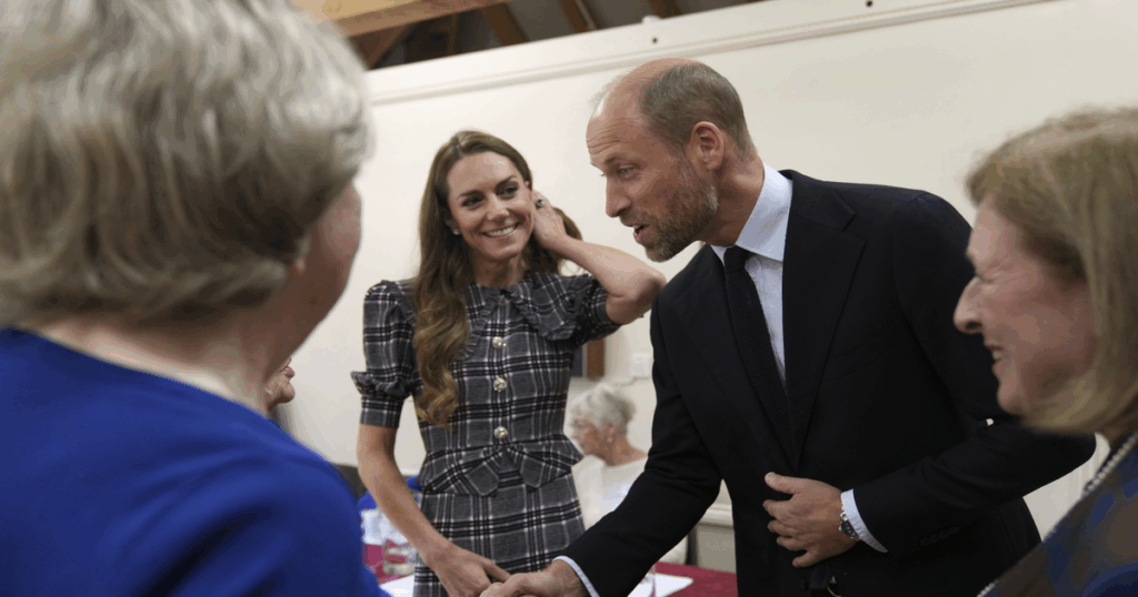 William reveals George's cheeky side at Queen tribute visit | The latest National and International News