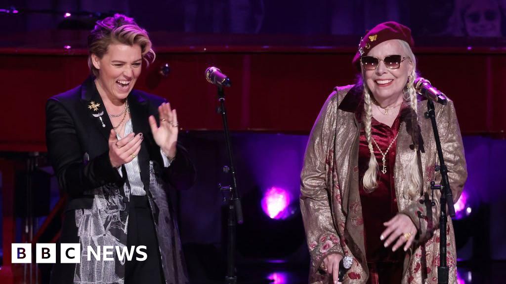 'Joni Mitchell is wild. She'll drink you under the table'