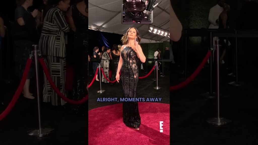 Catherine Zeta-Jones’ #Emmys glambot deserves two snaps. 🫰🫰 Catherine Zeta-Jones' #Emmys glambot deserves two snaps. 🫰🫰