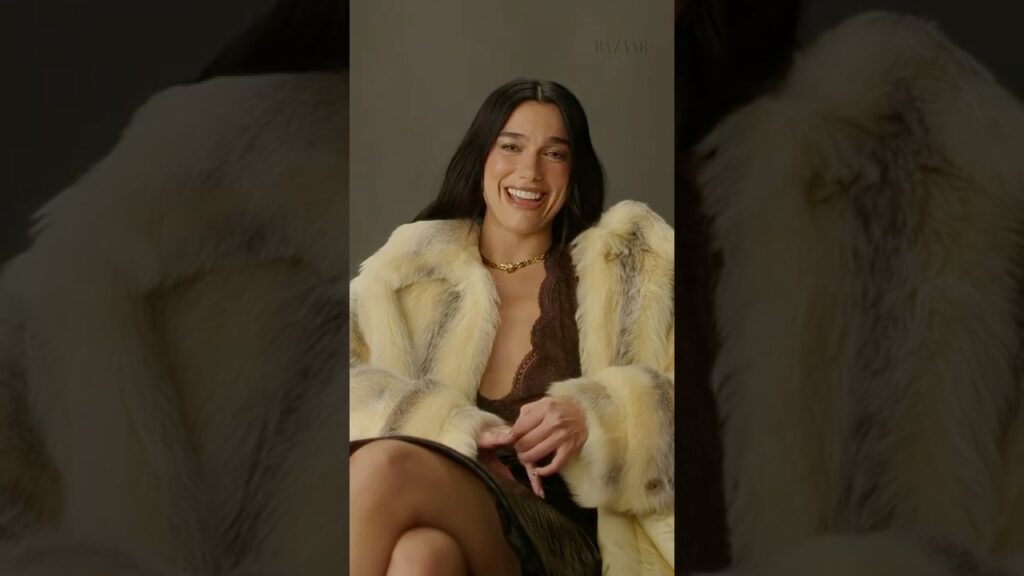 #DuaLipa may be able to pull off any look, but her blonde locks were a once-in-a-lifetime thing.