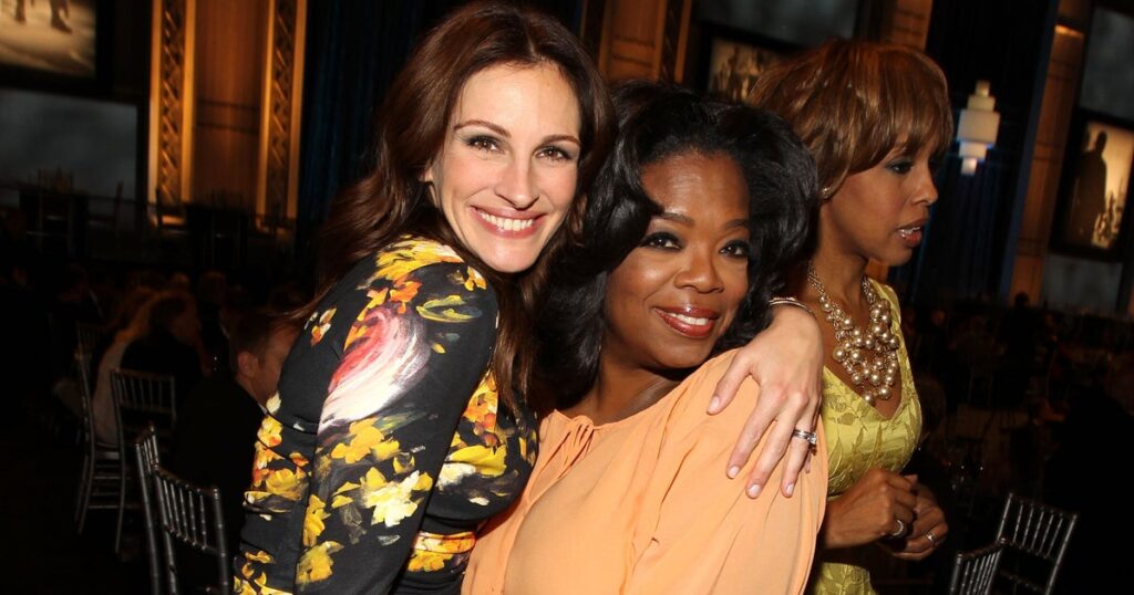 Julia Roberts Shares Oprah Baby Gift Story On WWHL Julia Roberts Shares Oprah Baby Gift Story On WWHL