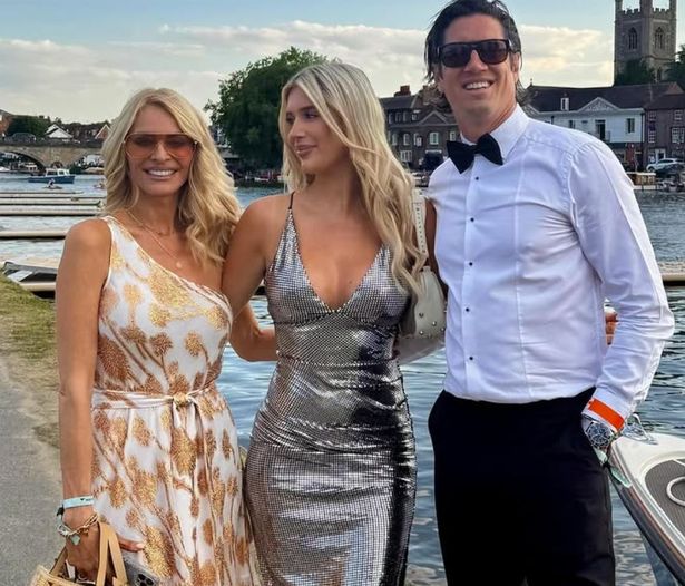 Tess Daly and Vernon Kay with daughter Phoebe