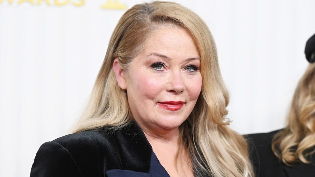 Christina Applegate Makes "Real, Raw, Honest" Instagram Debut Amid MS Battle