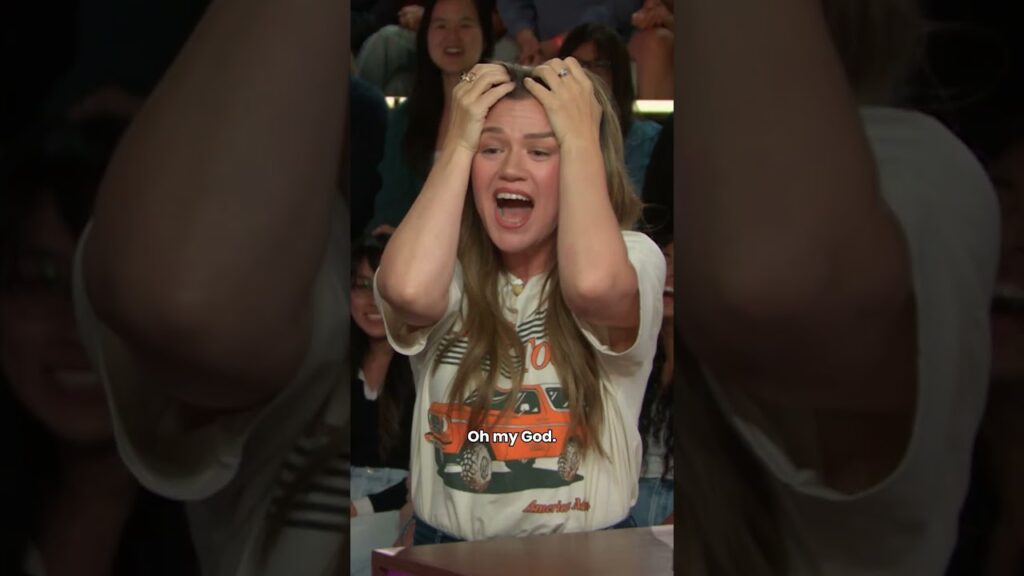 Kelly Clarkson can't believe she forgot The Notebook