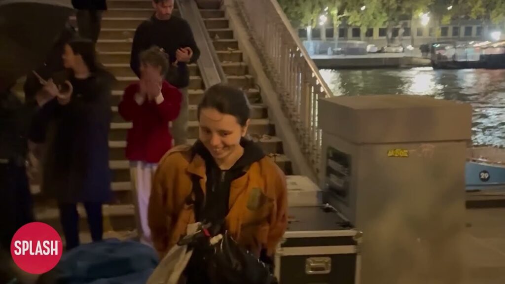 Kristen Stewart Films 'Full Phil' With Woody Harrelson And Charlotte Le Bon In Paris, France