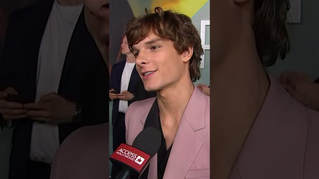 Mason Thames BLUSHES About His Chemistry With Mckenna Grace Mason Thames BLUSHES About His Chemistry With Mckenna Grace