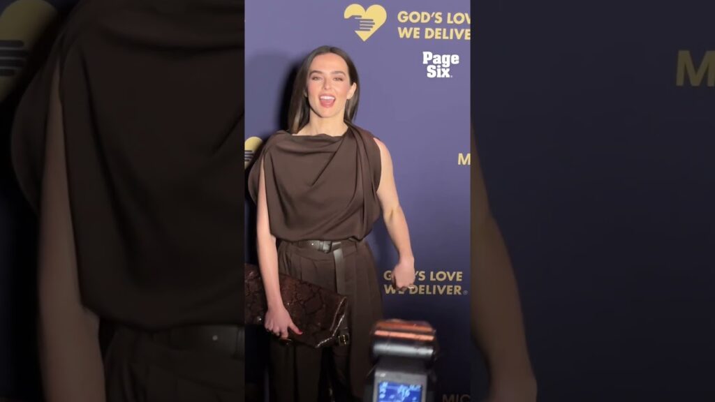 Zoey Deutch flashed her engagement ring from Jimmy Tatro at the God's Love We Deliver awards #shorts