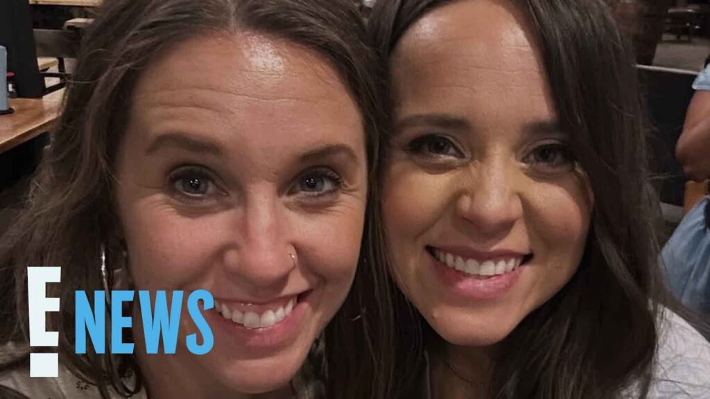 Jill Duggar, Jinger Duggar Reunite With Mom Michelle Duggar & Sisters | E! News Jill Duggar, Jinger Duggar Reunite With Mom Michelle Duggar & Sisters | E! News