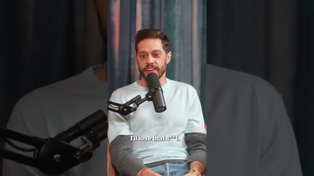 Pete Davidson reveals ‘f—ked up’ story behind badge he kept from his father who died on 9/11 #shorts Pete Davidson reveals 'f—ked up' story behind badge he kept from his father who died on 9/11 #shorts