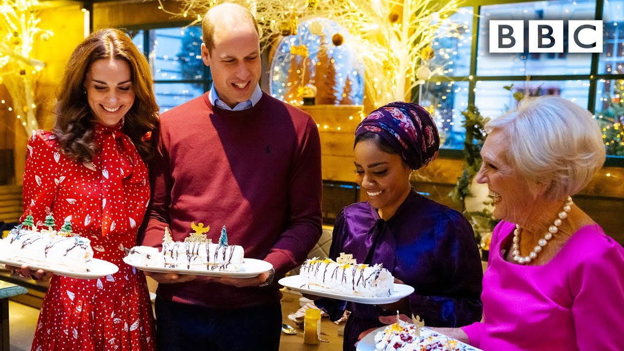 Royals take on the roulade challenge with Nadiya and Mary Berry! | A Berry Royal Christmas - BBC - YouTube