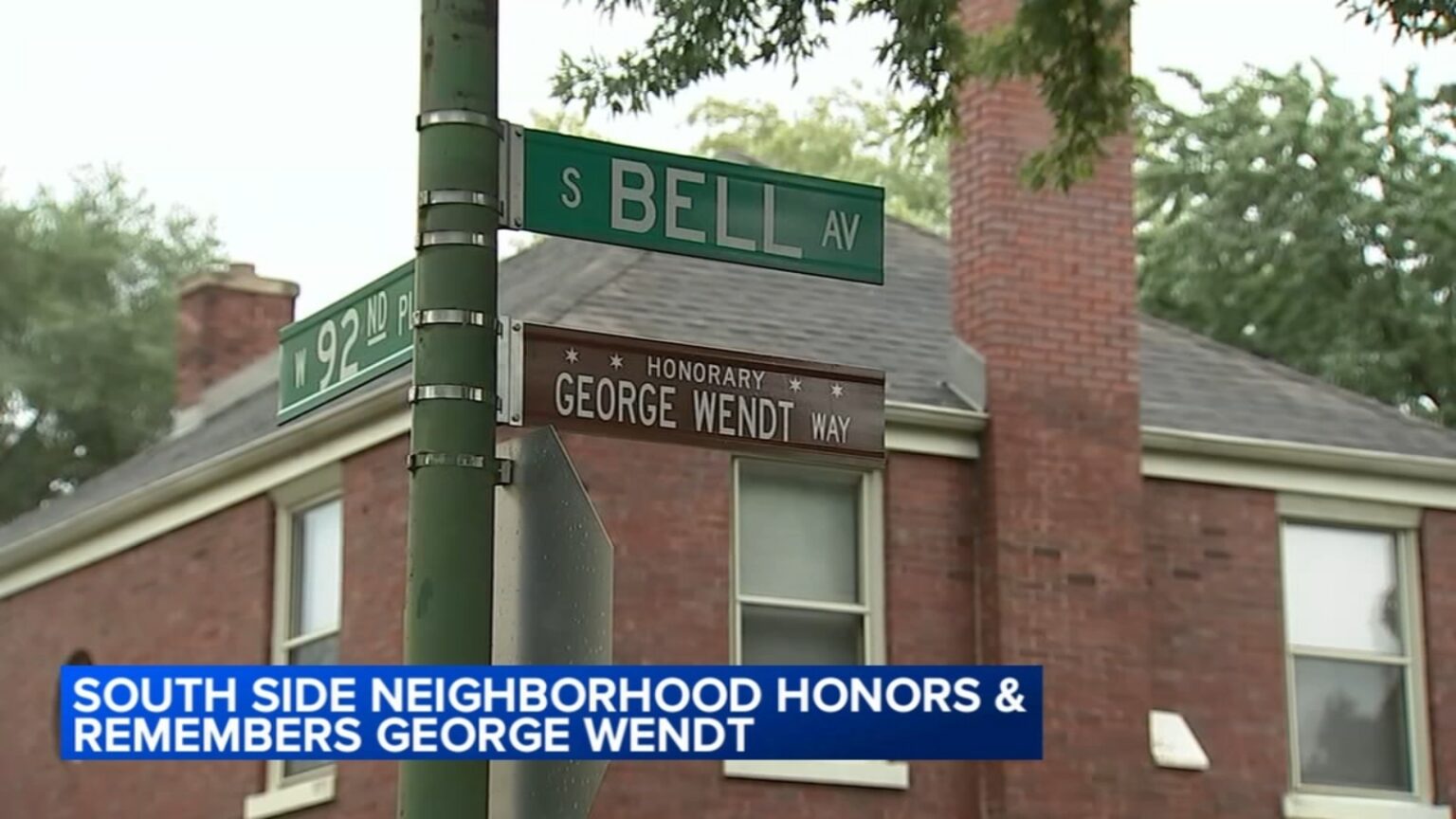 George Wendt Way unveiled at 92nd Place and Bell Street in honor of late ‘Cheers’ cast member and Beverly, Chicago native George Wendt Way unveiled at 92nd Place and Bell Street in honor of late 'Cheers' cast member and Beverly, Chicago native