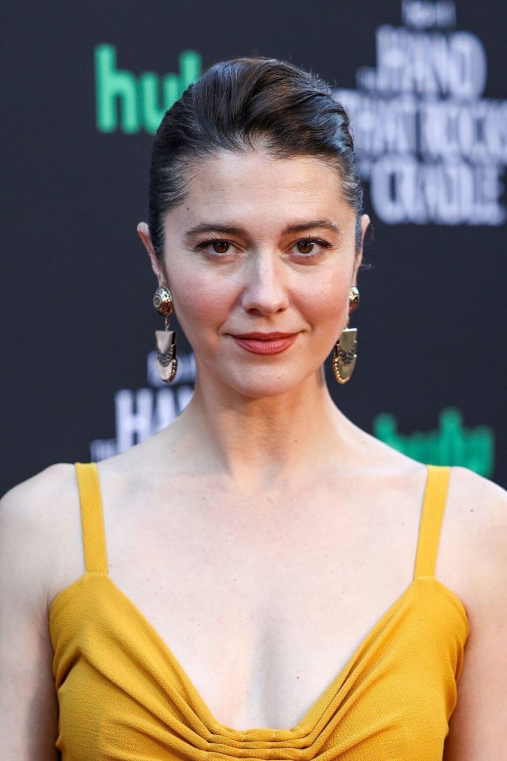 Mary Elizabeth Winstead, premiere of The Hand That Rocks the Cradle, Oct 2025