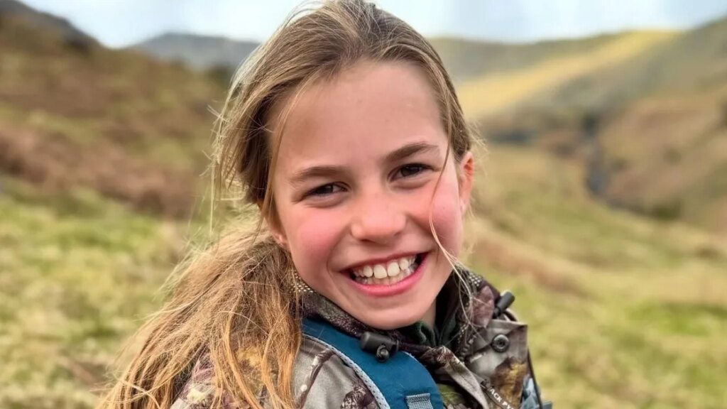 How Princess Charlotte is going to “save” the British royal family How Princess Charlotte is going to "save" the British royal family