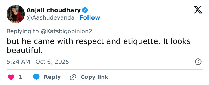 Screenshot of a tweet praising Lana Del Rey’s husband for his respectful and classy response after backlash over Meghan Markle.