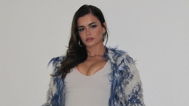 Barbie Ferreira Has Fans ‘Gagged’ Over Her Daring Neckline Top Yahoo entertainment home
