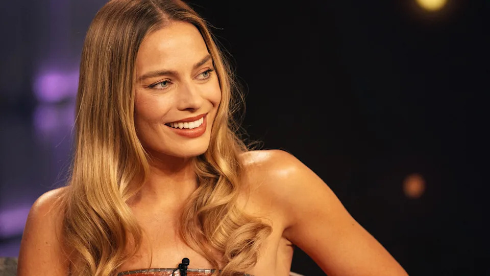 Margot Robbie on <em>The Kelly Clarkson Show </em>last month.
