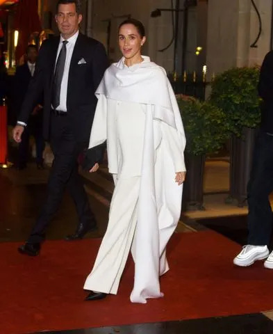 BACKGRID  Meghan Markle in Paris on Oct. 4.