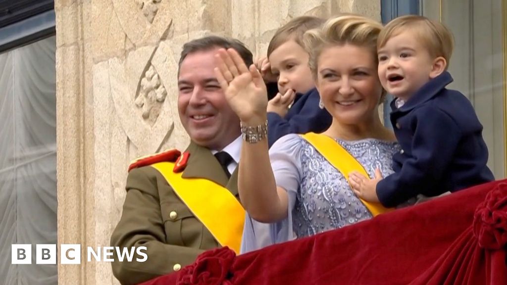 Celebrations in Luxembourg as new Crown Duke sworn in Celebrations in Luxembourg as new Crown Duke sworn in