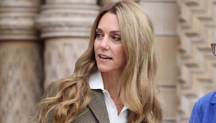 Princess Kate turns heads in power suit during historic RAF visit