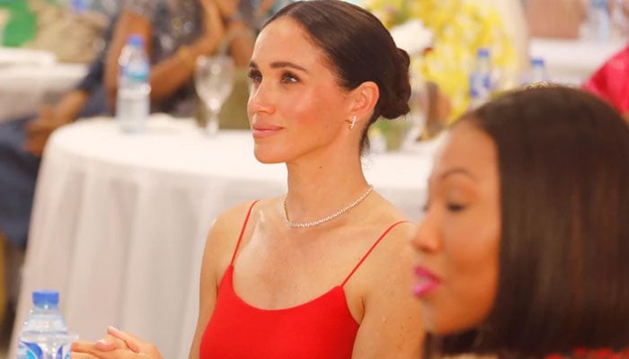 Palace concerned over potential Meghan Markle memoir