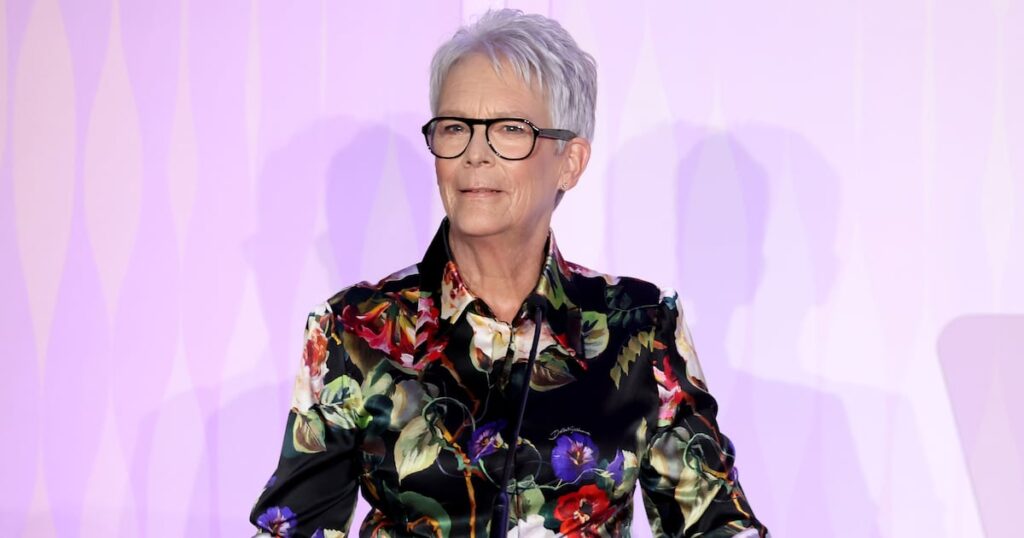 Jamie Lee Curtis Clarifies ‘Mistranslated’ Charlie Kirk Comments Jamie Lee Curtis Clarifies ‘Mistranslated’ Charlie Kirk Comments