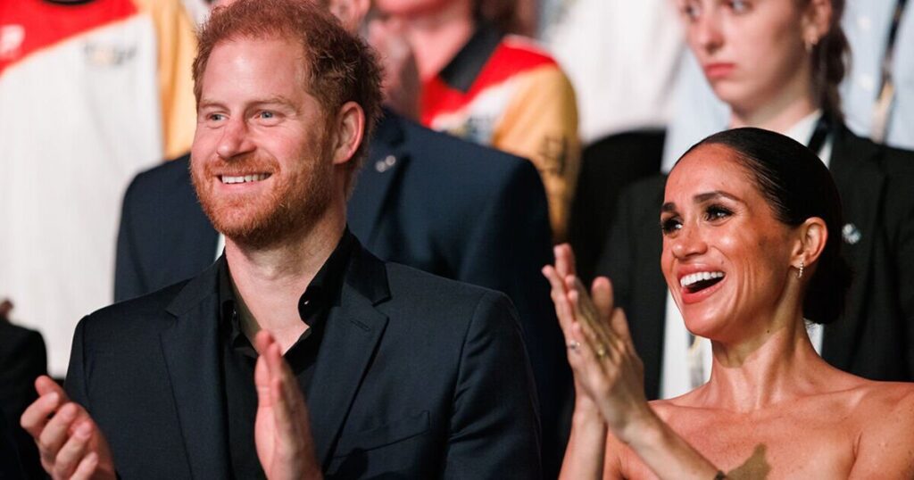 Prince Harry and Meghan should join royals this Xmas for one reason | Royal | News