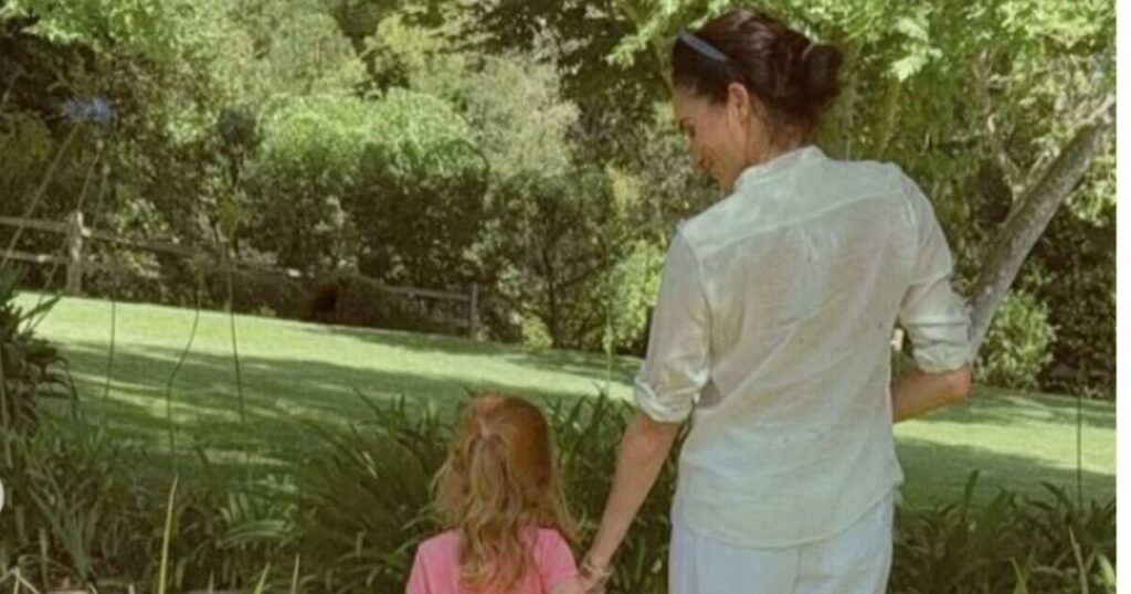 Princess Lilibet sparks fan frenzy as fans spot 1 thing in new photo | Royal | News