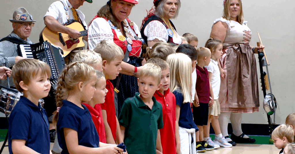 Oktoberfest royal family spreads cheer during visitation week in Onalaska schools | Oktoberfest Oktoberfest royal family spreads cheer during visitation week in Onalaska schools | Oktoberfest