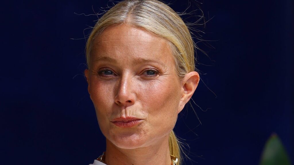 Gwyneth Paltrow Savagely Breaks Silence On Unauthorized Bio Gwyneth Paltrow Savagely Breaks Silence On Unauthorized Bio