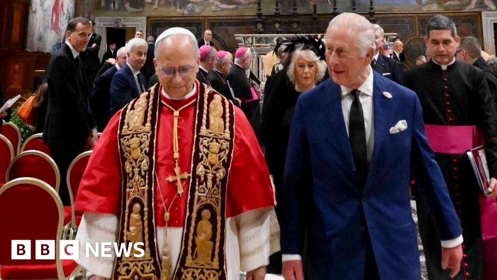 Pope and King Charles pray together in ‘hugely symbolic moment’ Pope and King Charles pray together in 'hugely symbolic moment'
