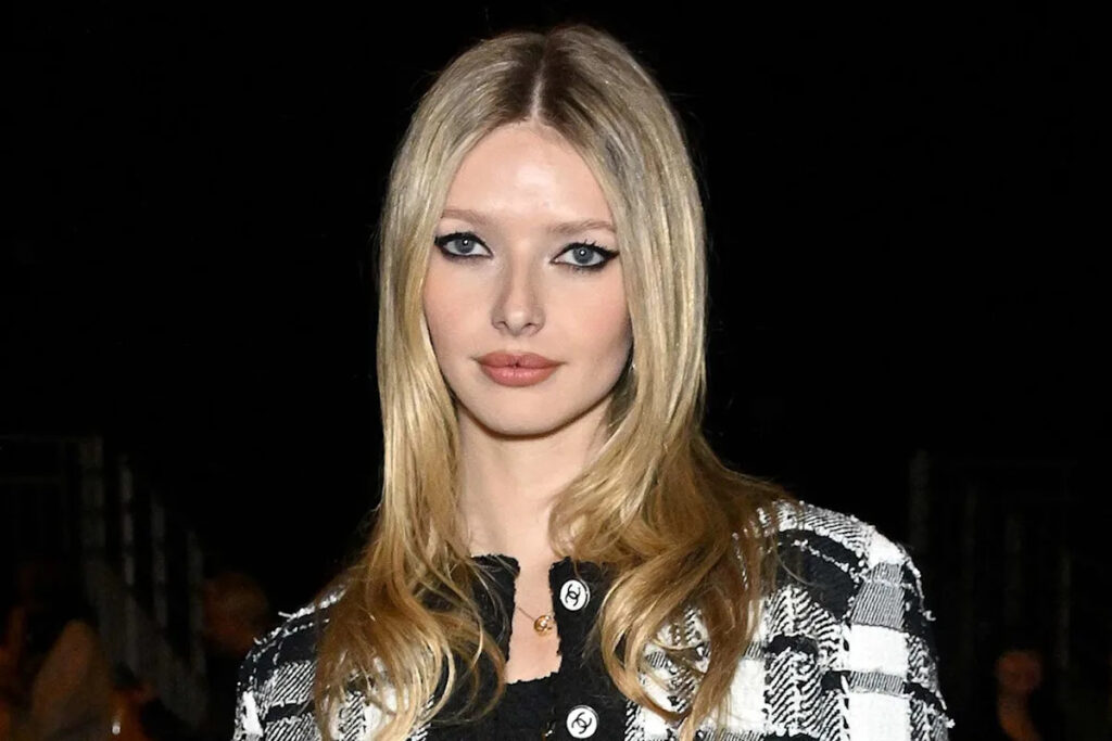 Apple Martin Says Her Parents Gwyneth Paltrow and Chris Martin Taught Her That She ‘Shouldn’t Be Entitled to Anything’ Apple Martin Says Her Parents Gwyneth Paltrow and Chris Martin Taught Her That She 'Shouldn’t Be Entitled to Anything'