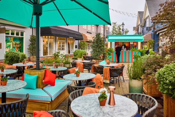Fortnum & Mason Opens First Store Outside London at Bicester Village