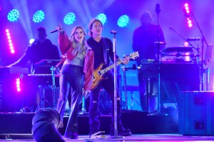 NASHVILLE, TENNESSEE - DECEMBER 31: Recording Artist Keith Urban and Alana Springsteen perform on stage during New Year's Eve Live Nashville's Big Bash at Bicentennial Capitol Mall State Park on December 31, 2024 in Nashville, Tennessee. (Photo by Jason Davis/Getty Images)