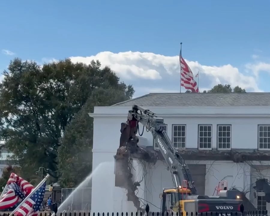 Construction appears to start on Trump’s $250m White House ballroom
