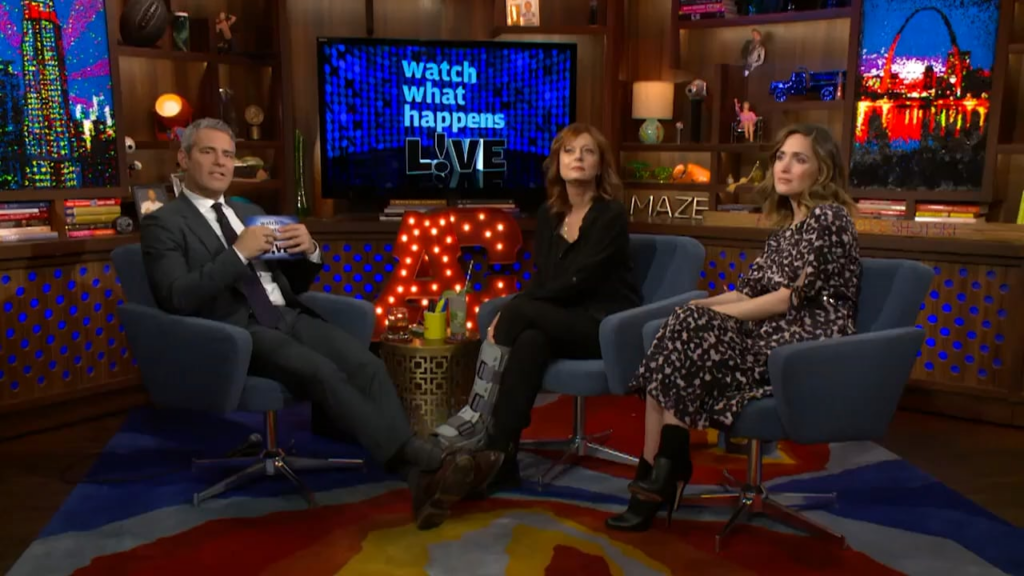Susan Sarandon explains how Debra Messing falling for a clickbait headline led to their original feud in 2016