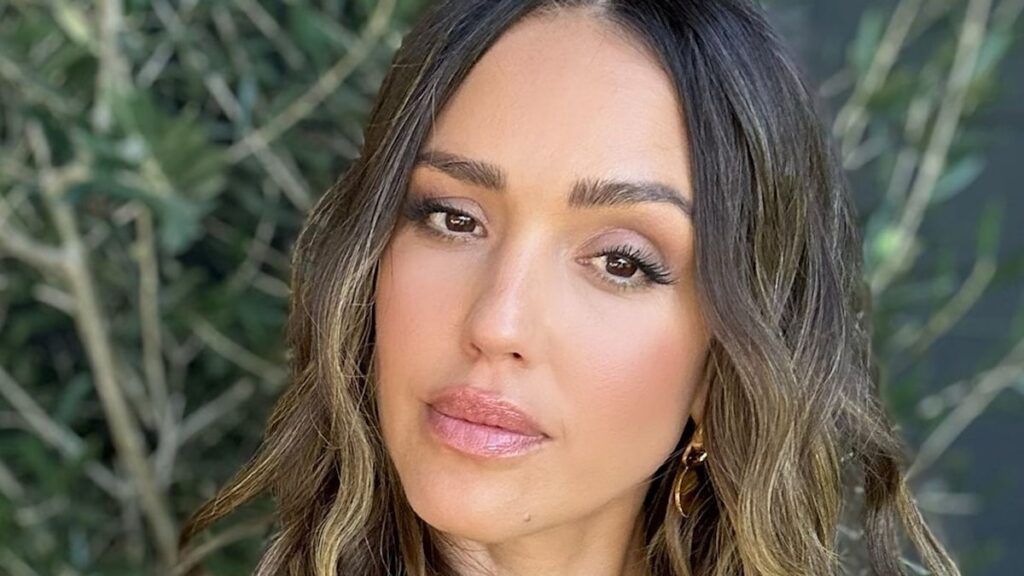 Jessica Alba turns heads in sizzling bikini photos amid new romance
