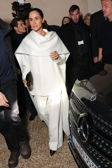 Balenciaga: Outside Arrivals - Paris Fashion Week - Womenswear Spring/Summer 2026