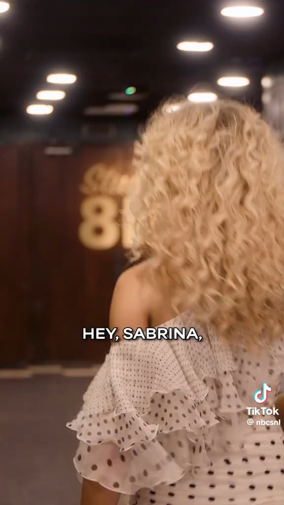 Sabrina Carpenter channels Carrie Bradshaw for new SNL promo