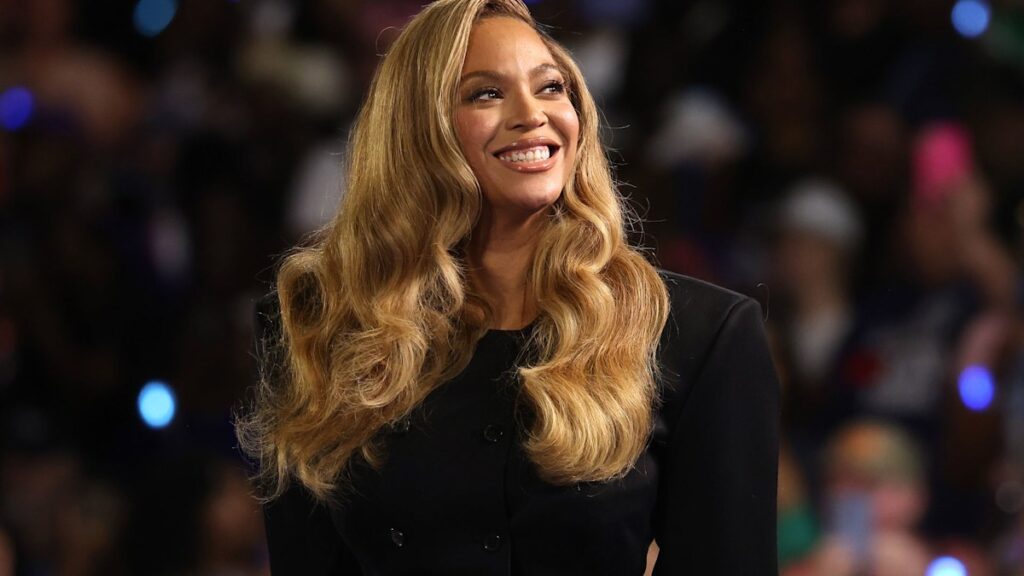 11 celebrities you didn't know were royal descendants