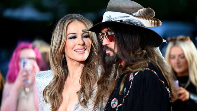 Billy Ray Cyrus’ Finances Not Enough To Give Elizabeth Hurley a ‘Good Life,’ Source Claims Yahoo entertainment home