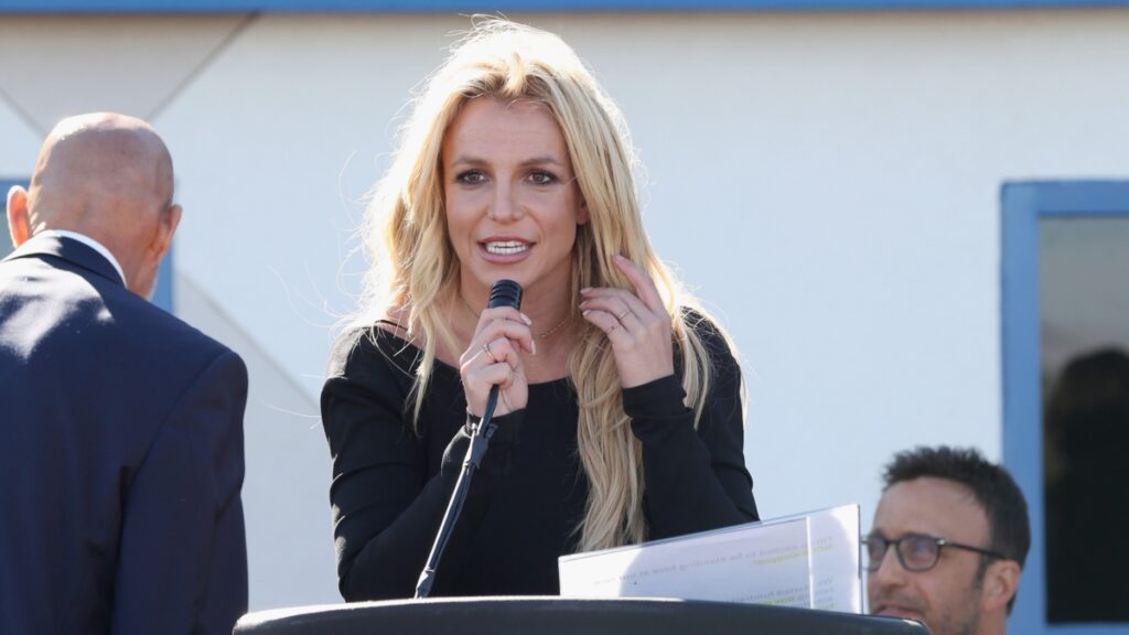 Britney Spears Says She “100 Percent” Experienced “Brain Damage” Britney Spears Says She "100 Percent" Experienced "Brain Damage"
