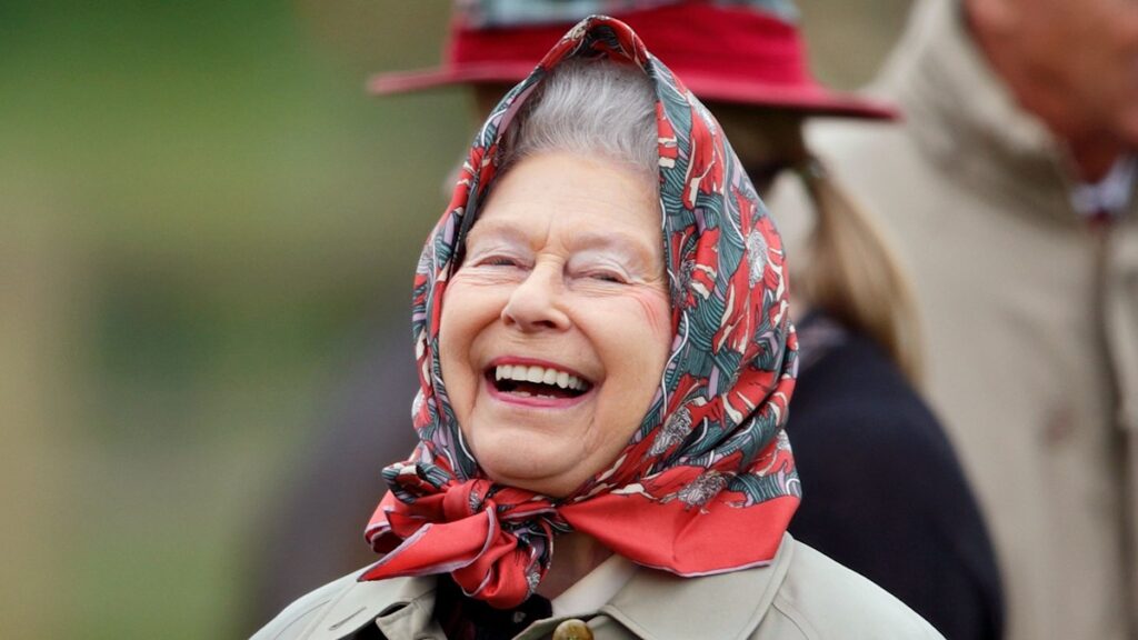 The late Queen ‘teased’ by Sir David Attenborough at royal home in resurfaced video The late Queen 'teased' by Sir David Attenborough at royal home in resurfaced video