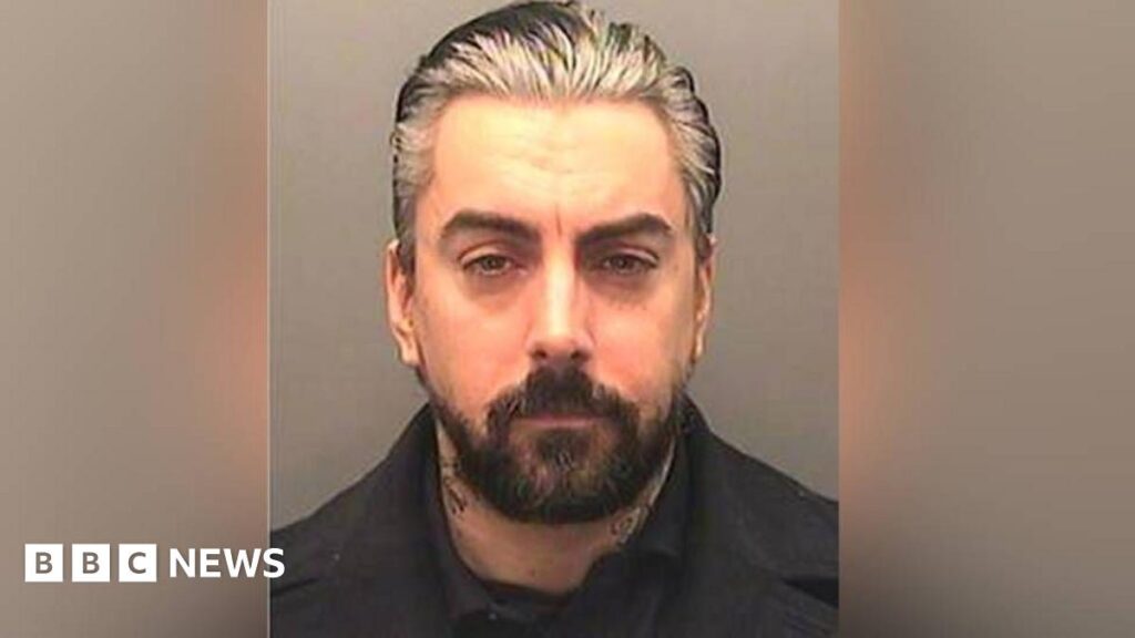 Ian Watkins’ crimes ‘didn’t justify killing’ in HMP Wakefield, court hears Ian Watkins mugshot