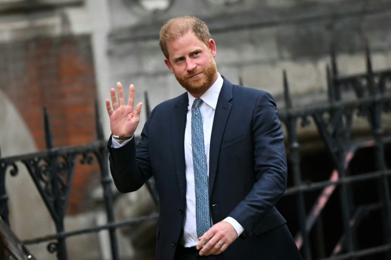 The Charity Commission regretted that an internal row had played out in public