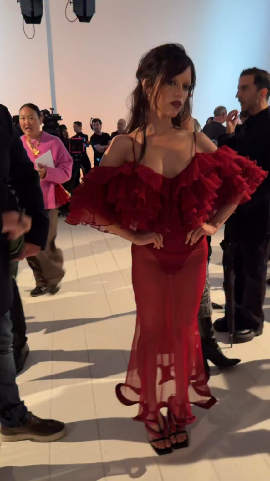 Jenna Ortega - Givenchy fashion show in Paris - October 3, 2025