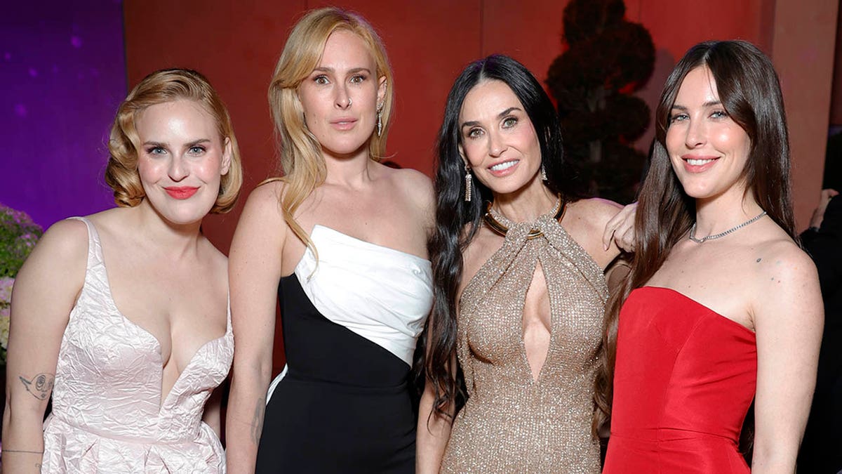 rumer, scout, and tallulah willis with demi moore