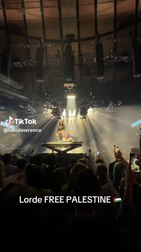 Lorde yells “Free f*cking Palestine” in NYC during her concert.